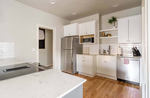Kerns House | Classic Craftsman Stay - 3BR 2BA - Portland Charm