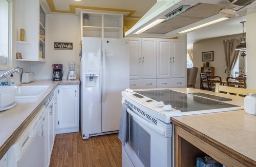 Cle Elum House | Cle Elum Bungalow - Walk to Town!