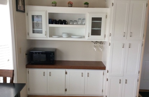 Stanley House | Clean and Cozy Home Away from Home!