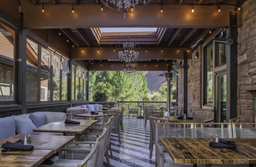 Zion National Park South Entrance Hotel | Cliffrose Springdale, Curio Collection By Hilton