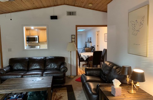 North Rose Hill House | Close to Microsoft/Google- Updated 4bd/2ba Kirkland Home