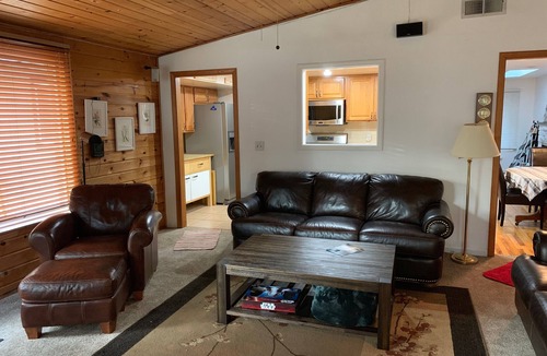 North Rose Hill House | Close to Microsoft/Google- Updated 4bd/2ba Kirkland Home