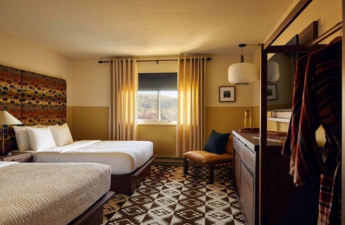 Bozeman Hotel | Close to Montana State Univ. + Coffee Bar & Bikes