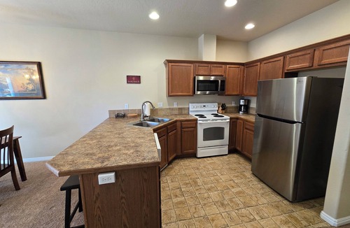Donnelly House | Close to Tamarack and Cascade Lake boat ramps