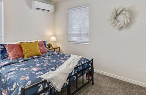 Bountiful Apartment | Close to Viewmont High School,Pets are Allowed
