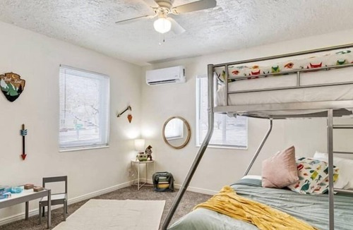 Bountiful Apartment | Close to Viewmont High School,Pets are Allowed