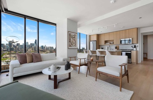 River North Apartment | Cloud9|4 Apartments @LincolnPark|The Cedar
