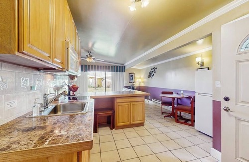 Copalis Beach Condo | Coastal oceanfront condo with shared hot tub & beach trail access, dog friendly
