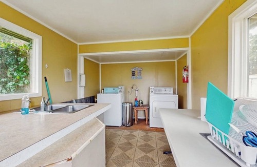 Copalis Beach Condo | Coastal oceanfront condo with shared hot tub & beach trail access, dog friendly