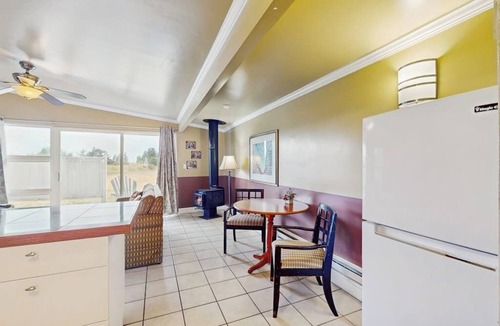Copalis Beach Condo | Coastal oceanfront condo with shared hot tub & beach trail access, dog friendly
