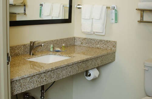 Soda Springs Hotel | Cobblestone Inn & Suites – Soda Springs