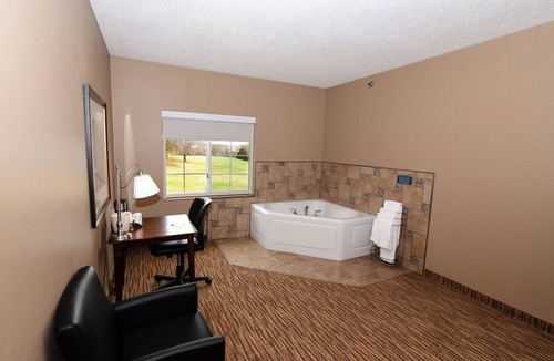 Denison Hotel | Cobblestone Inn & Suites - Denison Majestic Hills