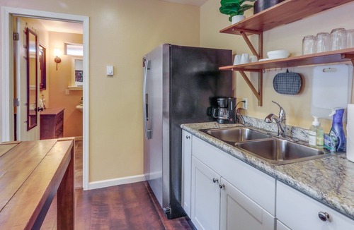 Garden District House | Coeur d'Alene Studio | Prime Downtown Location Near Lake & Dining