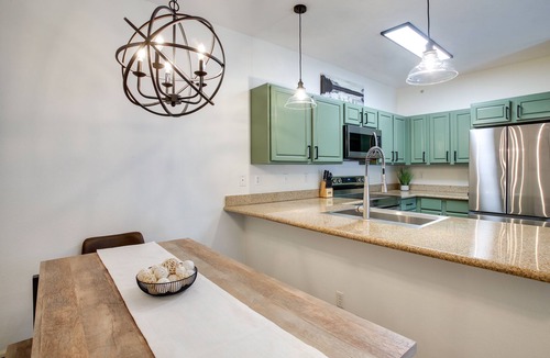 Coeur d'Alene Condo | Coeur d’Alene Condo Rental: 4 Mi to Lake Hayden!