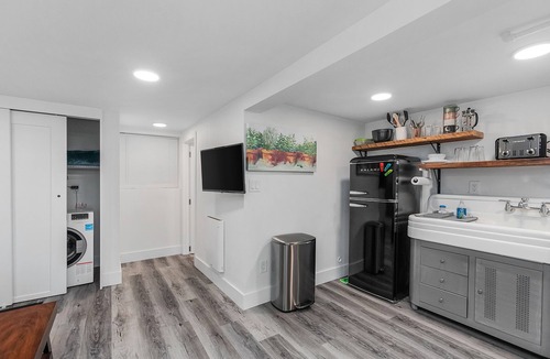 Columbia City Apartment | Columbia City Urban Studio