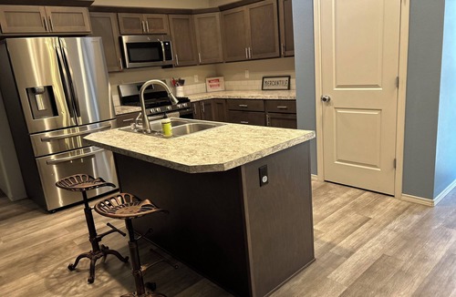 Tri-Cities House | Columbia River View near Toyota Center, Family-Friendly Home in Kennewick