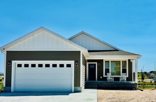 Sweetwater House | Come enjoy a centrally located escape at Bear Lake. NEW Pool 5/26 and Game Room!
