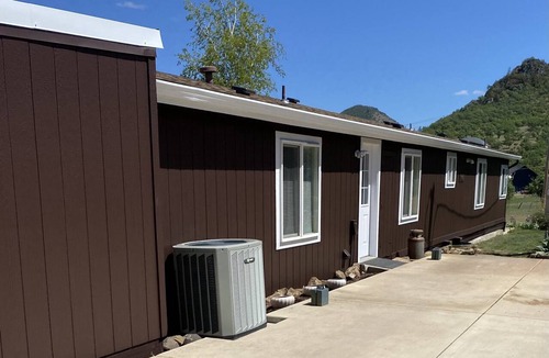 Ashland House | Come relax, work & enjoy country air.