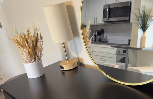 Central Business District Apartment | Come stay at our Horizon Hideaway. A modern downtown studio.