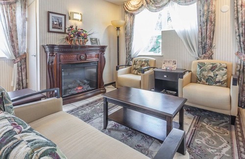 Retsil Hotel | Comfort Inn Port Orchard