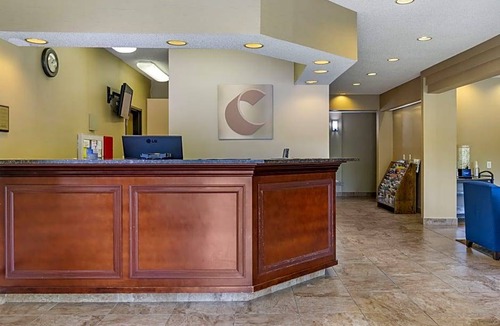 Canyon Park Hotel | Comfort Inn & Suites Bothell - Seattle North