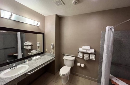 Meridian Hotel | Comfort Suites Boise West Meridian
