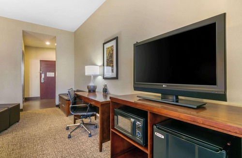 Forrest City Hotel | Comfort Suites Forrest City