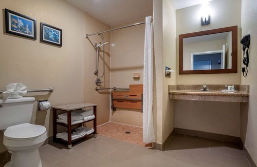 Tillmans Corner Hotel | Comfort Suites Mobile