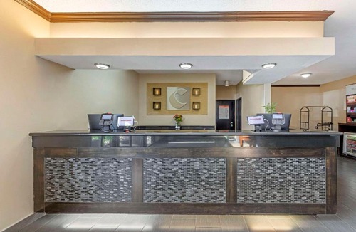 Vancouver Hotel | Comfort Suites Near Vancouver Mall