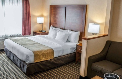 Far Southwest Hotel | Comfort Suites Portland Southwest