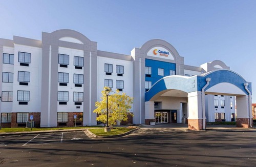 Springfield Hotel | Comfort Suites Springfield I-70
