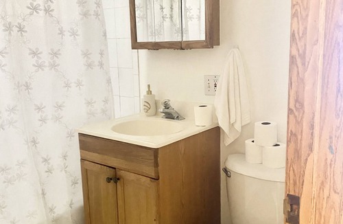 Forestview Apartment | Comfortable and Cozy 3 bedroom Apartment