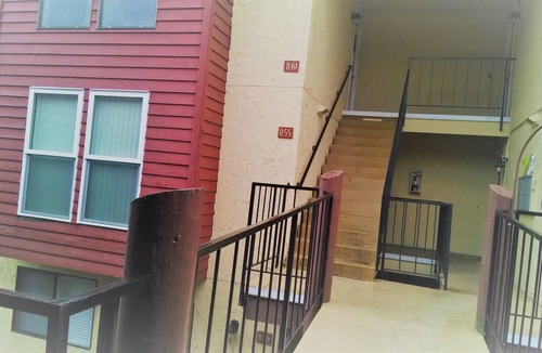 Navy Yard City Condo | Comfortable condo with mtn and water view. Close to Navy base and Seattle ferry.