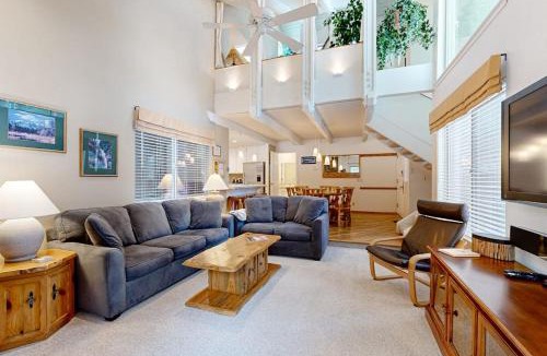 Tennis Village House | Comfortable condo with shared pool SHARC passes trails and more