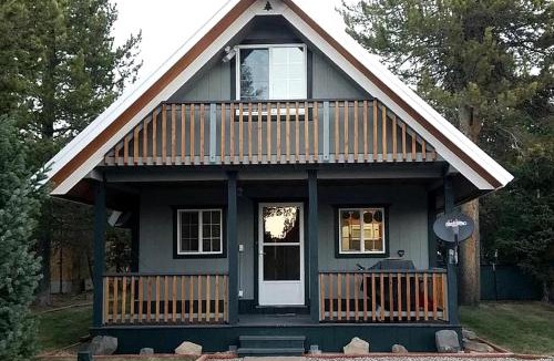 Island Park House | Comfortable Cottage Perfect for Families near Yellowstone, Idaho