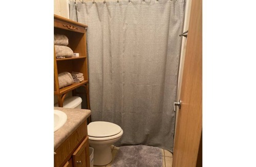 Start House | Comfortable country setting close to town