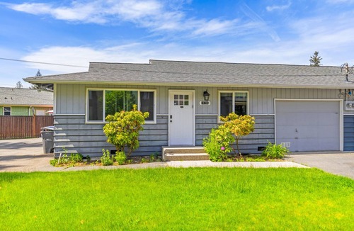 Picnic Point-North Lynnwood House | Comfortable Townhouse in Ash Way Lynnwood
