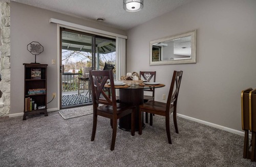Beaverton Condo | Comfy and Quiet Retreat, Next to Parks and Trails, Single Level Design, BBQ, 11 Miles to Portland