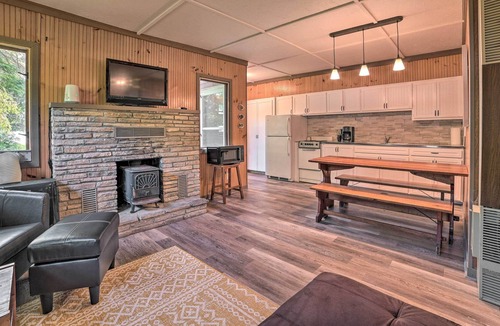 Cheboygan County Cottage | Comfy Burt Lake Abode - On-Site Lake Access!