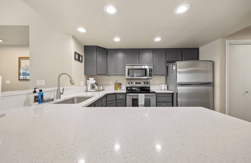 Boise Bench House | Comfy Clean Quiet 1 Level Centrally Located Home