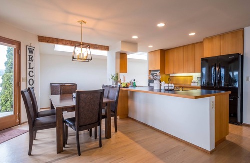 Belfair House | Comfy & Cozy 3 Bedrooms on Belfair Waterfront