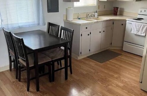 Idaho Falls Apartment | Comfy, Home-Away-From Home, 2 bedroom apartment.