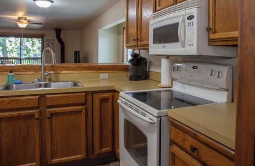 McCall Condo | Comfy McCall Condo | Close to Lake & State Park