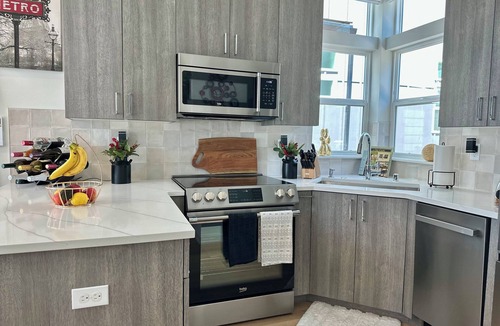 Whittier Heights House | Comfy Room in Ballard