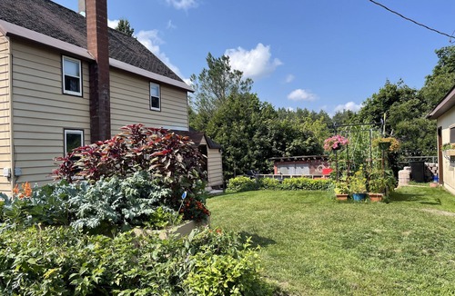 Ishpeming House | Completely remodeled lower unit in historic 1880's house.