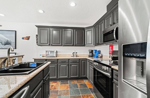 McCall Condo | Condo with Amenities/Walk to Town