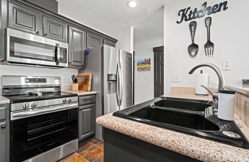 McCall Condo | Condo with Amenities/Walk to Town