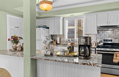 Yelm Apartment | Conley Suites Apartment A - for those that prefer a private space.