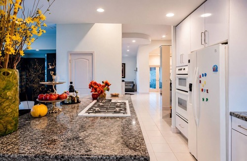 Cougar Mountain House | Contemporary Bellevue Home with Panoramic Lake & Mountain Views