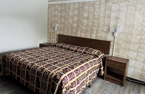Devils Lake Hotel | Conveniently Located Room w/Free Parking, Near Devils Lake Regional Airport
